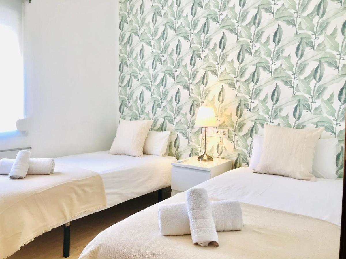 Andalucia II & Balcony By Ele Apartments Malaga Luaran gambar